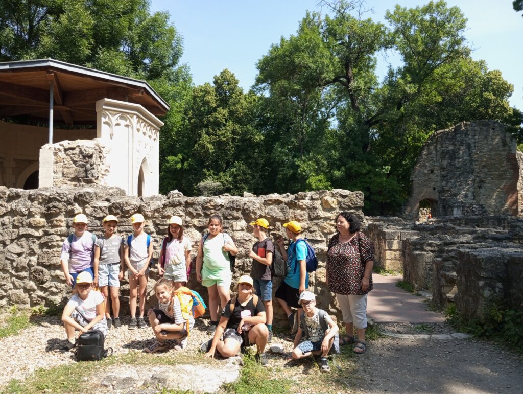 Osztálykirándulás a Margit-szigetre/Triedny výlet na Margitin ostrov