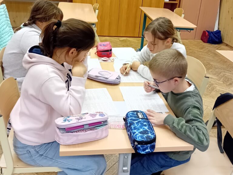 Részt vettünk a Bolyai Matematika Csapatversenyen/Zúčastnili sme sa na tímovej súťaži v matematike Bolyai